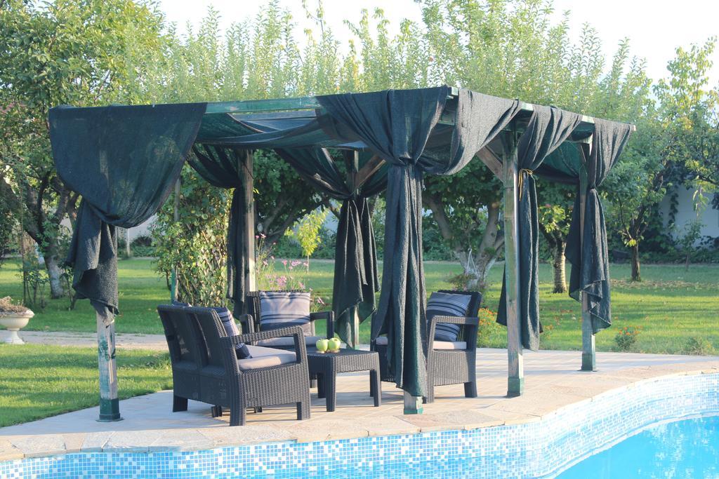 Galeria In The Garden Hotel Plovdiv Ngoại thất bức ảnh