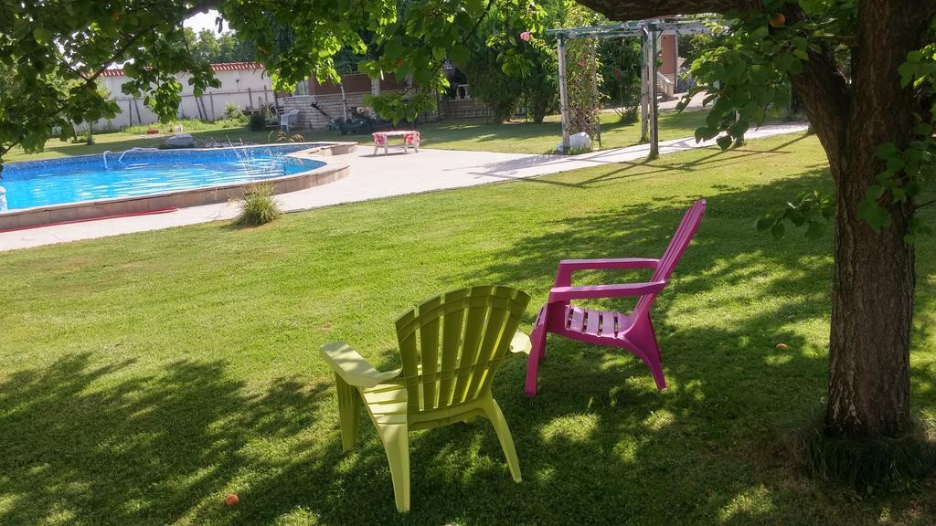 Galeria In The Garden Hotel Plovdiv Ngoại thất bức ảnh