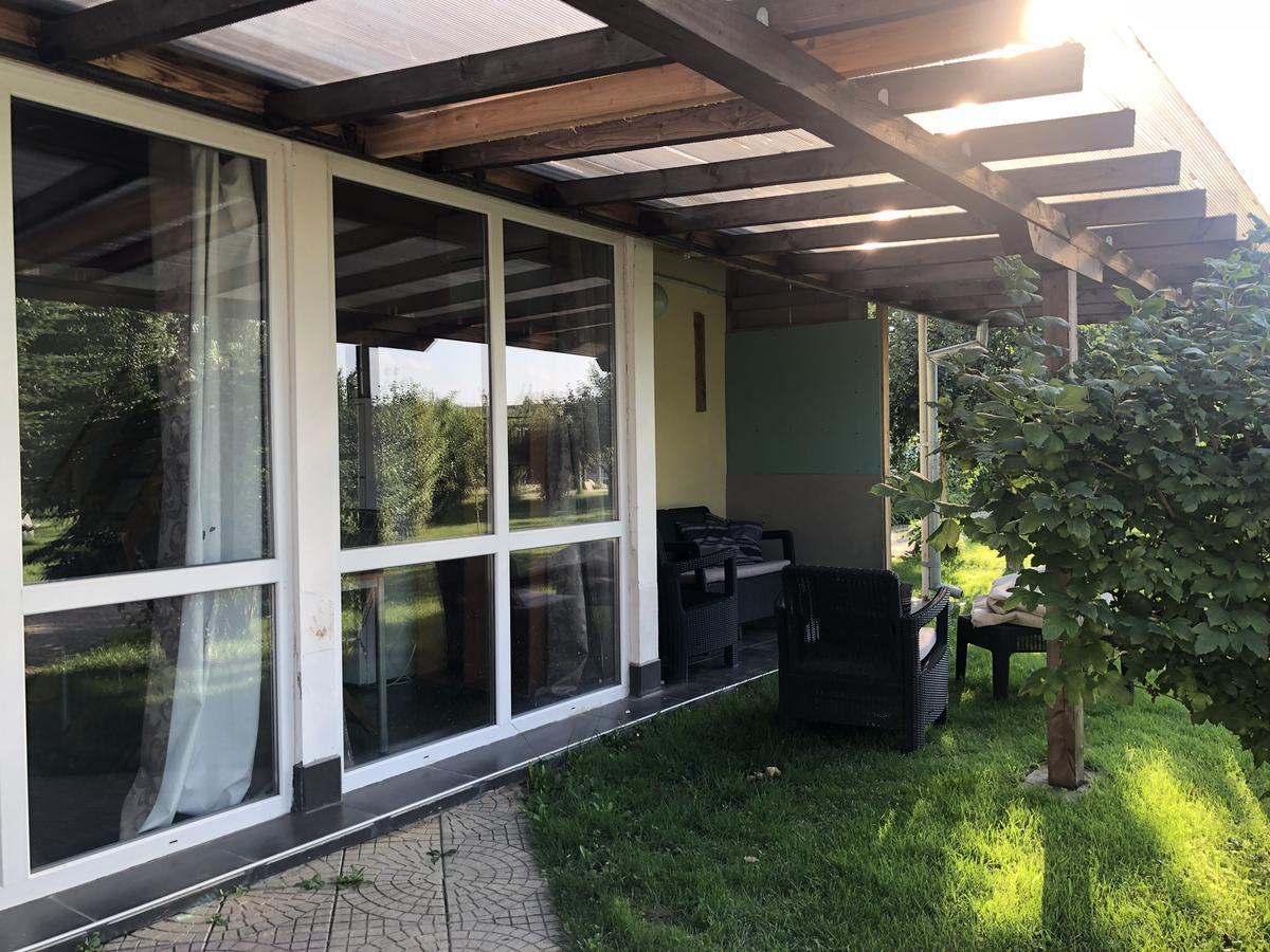 Galeria In The Garden Hotel Plovdiv Ngoại thất bức ảnh